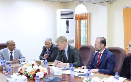 وزير النفط والمعادن يستقبل المبعوث الخاص للأمين العام للأمم المتحدة إلى اليمن