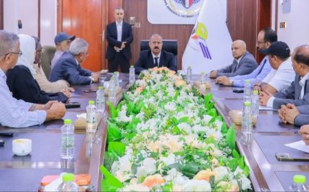 وزير النقل يؤكد على أهمية تطوير الأداء والارتقاء بخدمات الطيران المدني