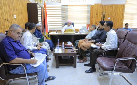 الوكيل بارباع يبحث مع الجهات المختصة تحضيرات تنفيذ مشروع إنشاء 100 ميجاوات كهرباء لوادي وصحراء حضرموت