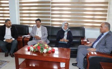 وزير التربية والتعليم (العبادي) يبحث مع رعاية الأطفال سبل تعزيز التعاون ودعم طباعة الكتاب المدرسي