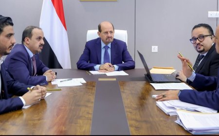 رئيس الوزراء يؤكد دعم الحكومة للإعلام الرسمي ويوجه برقمنة الأرشيف الإعلامي الوطني