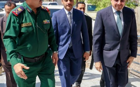 رئيس الوزراء يدشن العمل بمبنى وزارة الداخلية ويؤكد انها ركيزة أساسية للاستقرار المجتمعي ودعمها أولوية حكومية