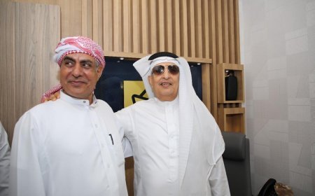 جمعية الصاغة للذهب والفضة والمجوهرات تمنح الشيخ حسين محمد بن شلوه الرئاسة الفخرية