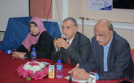 خلال لقائه بأساتذة كلية الطب.. رئيس جامعة عدن يؤكد المضي نحو نيل الاعتماد الأكاديمي