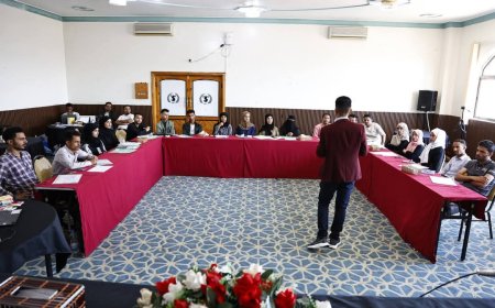 تعز..تدشين الورشة التدريبية الأولى لبناء قدرات الصحفيين في استخدام أدوات الذكاء الاصطناعي