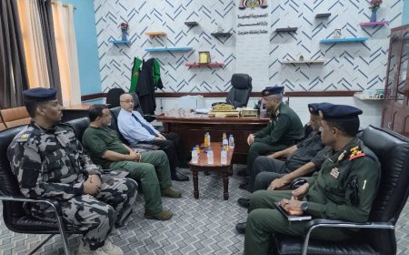 رئيس محكمة استئناف حضرموت يترأس اجتماعًا لتعزيز التنسيق بين القضاء والأجهزة الأمنية بالمكلا