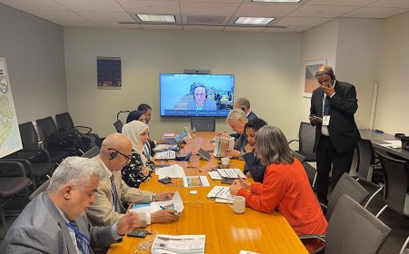 وزيرا المياه والتخطيط يبحثان مع فريق البنك الدولي دراسات مشروع تحلية مياه مدينة عدن 