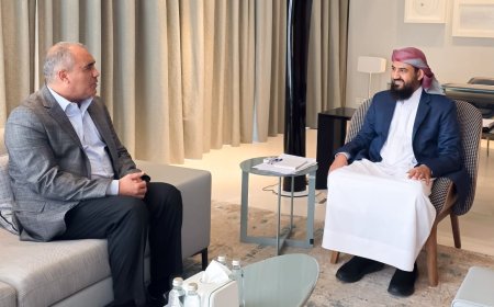 المحرّمي يلتقي وزير التربية العبادي ويطّلع على خطط الوزارة للنهوض بالعملية التعليمية وتحسين جودة مخرجاتها