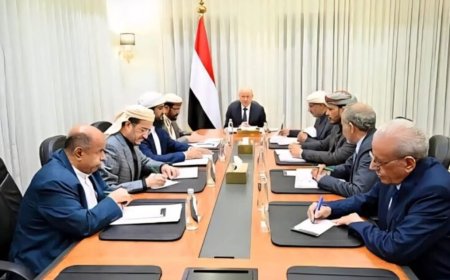 تسريبات من الرياض.. انقسام حاد داخل المجلس الرئاسي (4 ضد 3) حول تغييرات محافظ حضرموت (الخنبشي)