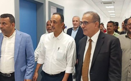 وزير الصحة يتفقد عدداً من مشاريع البنية التحتية الصحية في عدن ويؤكد أهميتها في تعزيز الخدمات الطبية