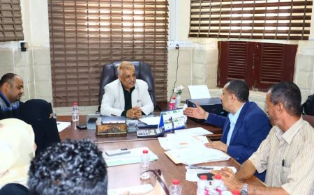 بتوجيهات النائب العام.. رئيس نيابة إستئناف الأموال العامة يوجه بالتحقيق في اعتداءات على المسطحات المائية بعدن