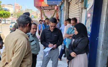 تعز : وكيل المحافظة لشؤون الصحة ونيابة الصناعة تنفذان حملة رقابية واسعة على سوق الأدوية.