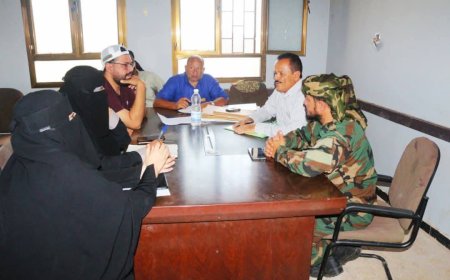 غانم يجتمع باعضاء الهيئة الإدارية للمجلس المحلي بالمديرية ويلتقي مع فريقي منظمة "أوكسفام" وهيئة المساحة الجيولوجية 