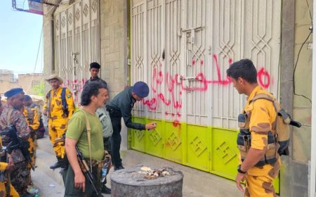 النيابة العامة بتعز تكثّف حملتها الرقابية على السوق الدوائي وتغلق صيدليات مخالفة وتحجز أدوية منتهية