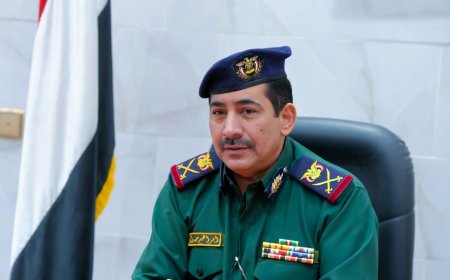 وزير الداخلية يوجّه بسرعة التحقيق وضبط الجناة في اغتيال التربوي الدكتور عبدالرحمن الشاعر بعدن