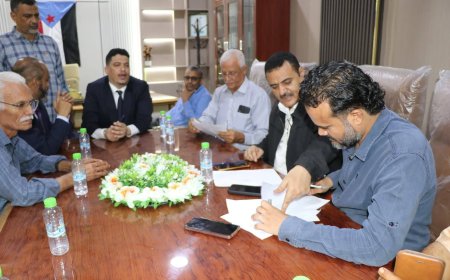 إجراء دور التسليم والإستلام بين المديرين "الخلف" و"السلف" في مديرية البريقة بعدن