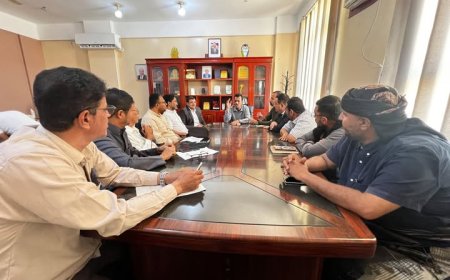 الوكيل الجيلاني يترأس اجتماعًا لمناقشة أوضاع القطاع السياحي والفندقي بحضرموت