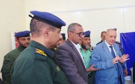 وكيل محافظة تعز يفتتح فرع الأحوال المدنية في مديرية المسراخ 