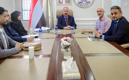 وزير النقل يبحث مع شركة "فالار" الأمريكية آليات تطوير أمن الطيران وتأهيل الكوادر الوطنية