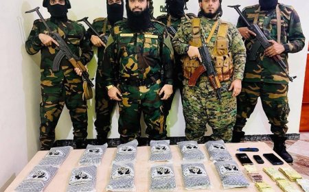 عدن.. الإطاحة بثلاثة متهمين وضبط 12 كيلو حشيش في عملية نوعية ببئر فضل