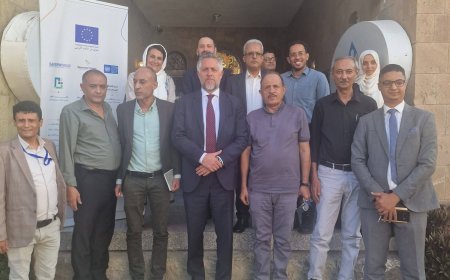 السفير باتريك يؤكد دعم الاتحاد الأوروبي للوساطة المحلية خلال لقاء وسطاء السلام في تعز