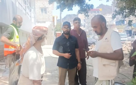 مدير عام صيرة يتفقد اللمسات النهائية لمشروعي ترميم مبنى الأشغال العامة وتأهيل سينما برافين (أروى)