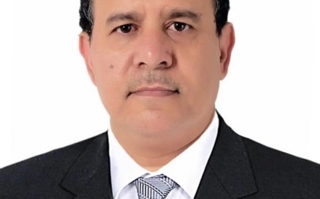 عاجل :اعلامي  إصلاحي يتهم الحكومة بتعيين القتلة واللصوص في المناصب..