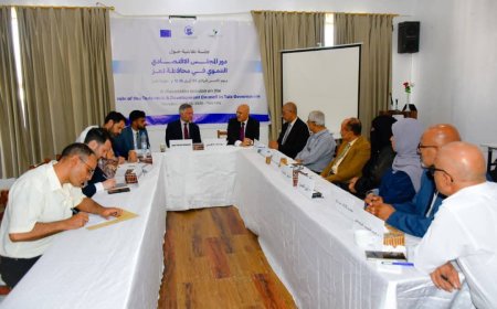محافظ تعز يؤكد على الدور الاستراتيجي للمجلس الاقتصادي التنموي