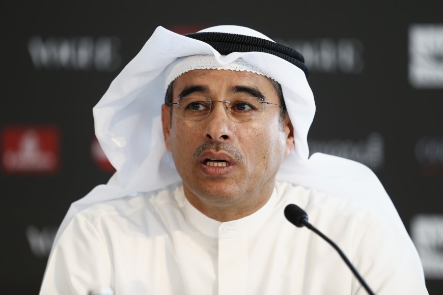 رجل الأعمال الإماراتي محمد العبار .. لا نية لتسريح العمال أو خفض الرواتب بالرغم من الحرب