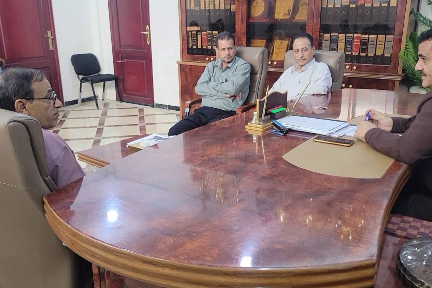 مدير عام المنصورة يناقش أوضاع وأداء مستشفى مايو الجراحي