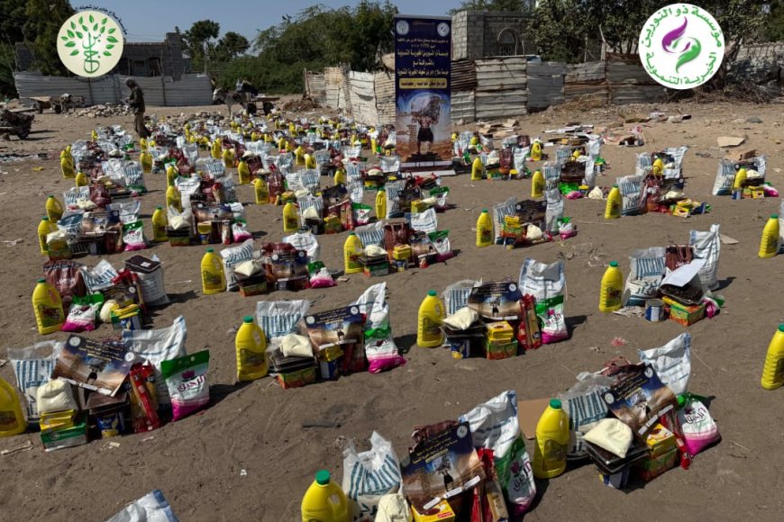 ذو النورين وشعيله يوزعان سلالًا غذائية متكاملة على الفئات المستضعفة في كافة مناطق الكود بأبين