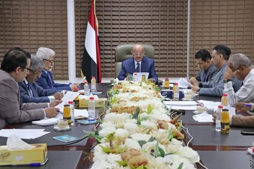 البنك المركزي اليمني: يناقش حزمة من القضايا الاستراتيجية المدرجة في جدول الأعمال