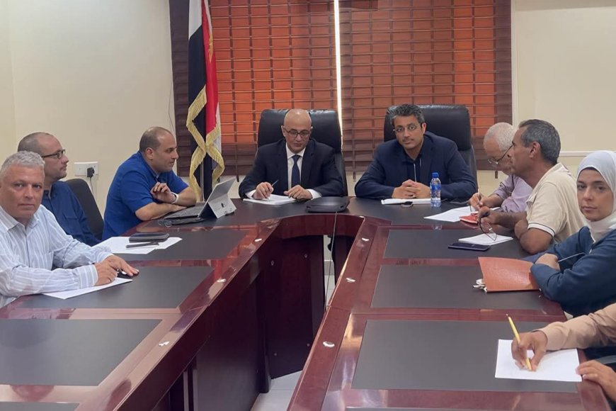 الوزيران الشرجبي ودماج يبحثان مع البنك الدولي مشروع ترميم صهاريج عدن