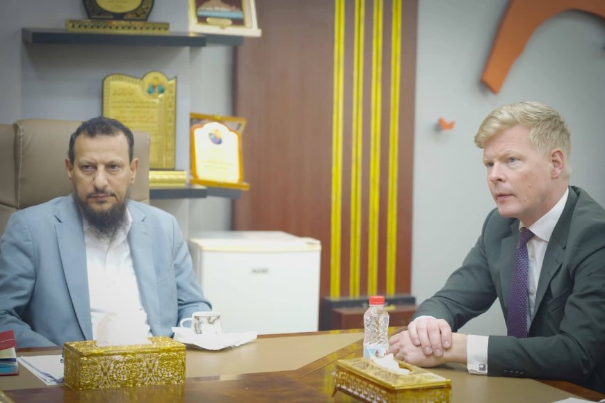 المحافظ عبدالرحمن شيخ يبحث مع المبعوث الأممي مستجدات الأوضاع في العاصمة عدن وجهود السلام
