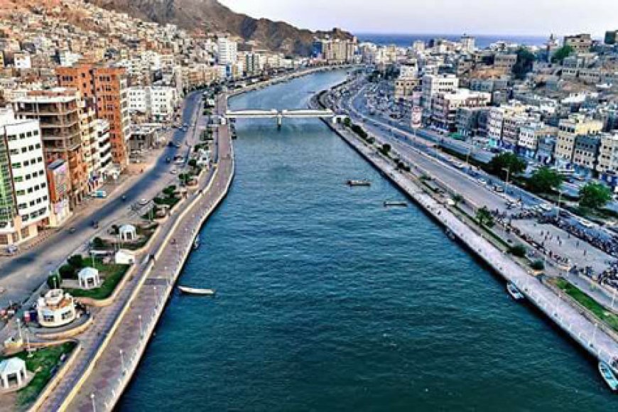 عضو مجلس القيادة الرئاسي محافظ حضرموت يصدر قرار بتكليف مديراً عاماً لفرع شركة النفط اليمنية بساحل حضرموت&nbsp;