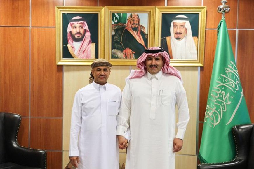 لقاء (الثوابت)!.. السفير السعودي آل جابر يكشف تفاصيل ما دار بينه والقيادي صلاح الشنفرة