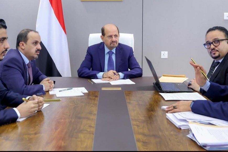 رئيس الوزراء يؤكد دعم الحكومة للإعلام الرسمي ويوجه برقمنة الأرشيف الإعلامي الوطني