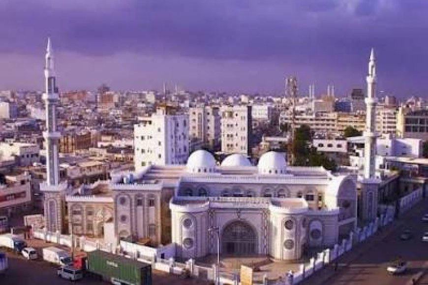 بقيادة "العُمري" وأوامر النيابة.. إغلاق 6 ملاحم مخالفة في مديرية المنصورة بالعاصمة عدن.. تفاصيل
