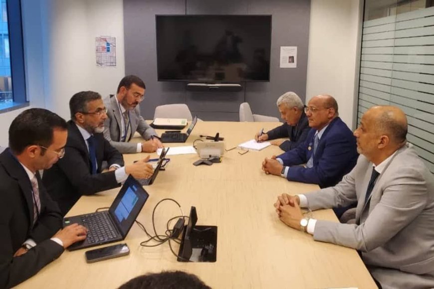 وزير المالية ومحافظ البنك المركزي يبحثان مع قيادة صندوق النقد العربي تنفيذ الإصلاحات الشاملة