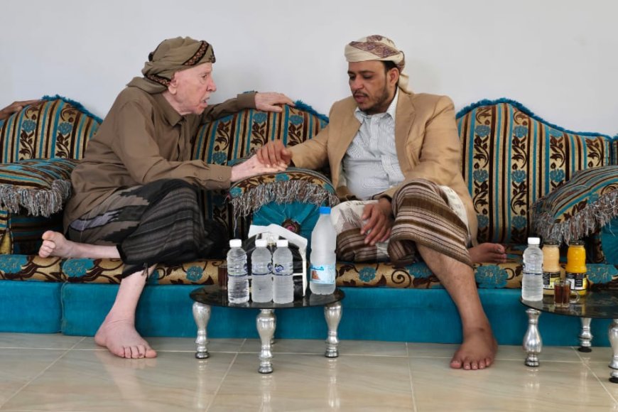 الدكتور عبدالله العليمي يعزي في وفاة المناضل الشيخ الحكم صالح بن علي بن ثابت النهدي