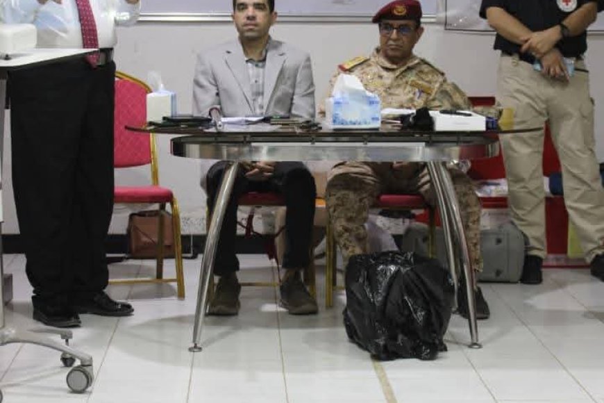 دائرة الخدمات الطبية تُدشن دورة القواعد الأساسية للرعاية السريرية الطارئة بالعاصمة عدن