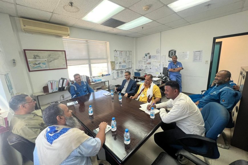 مدير عام الشؤون الاجتماعية يزور ميناء الضبة النفطي ويتفقد أوضاع العمالة في شركات المقاولات&nbsp;