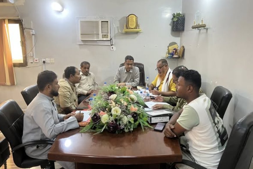العمودي  يلتقي شركة رحاب حضرموت ويبحث معالجة أوضاع العمالة في ميناء الضبة