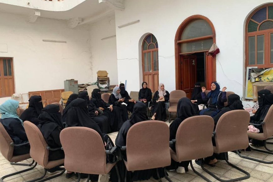 محاميات عدن يكسرن الصمت: موقف موحّد في مواجهة الانتهاكات وصون كرامة المهنة