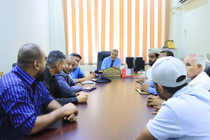 اللجنة التحضيرية للمهرجان الوطني الأول للعسل بعدن تناقش استكمال الترتيبات النهائية للمهرجان&nbsp;