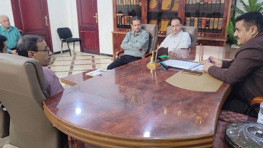 مدير عام المنصورة يناقش أوضاع وأداء مستشفى مايو الجراحي