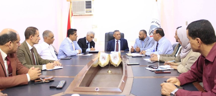 وزير التعليم العالي يناقش تفعيل إنشاء قرار جامعة الضالع وتعزيز التعليم الأكاديمي
