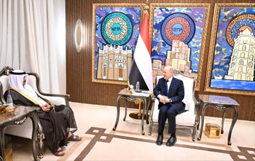 أمن الكويت خط أحمر.. الرئيس العليمي يجدد رفض اليمن القاطع للاعتداءات الإيرانية على دول الخليج