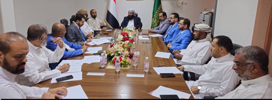 وزير الأوقاف يترأس اجتماع اللجنة العليا للحج بمكة المكرمة لاعتماد ترتيبات المخيمات والنقل