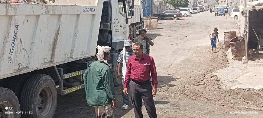 حملة النظافة في حي الماس و حي ملقاط بالممدارة تشمل رفع المخلفات وقشط الأتربة